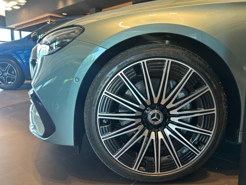 Mercedes-Benz Classe E Station Wagon nuova a Siena (10)