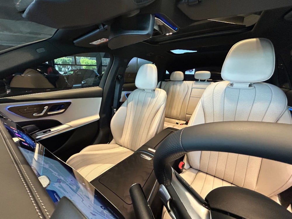 Mercedes-Benz Classe E Station Wagon nuova a Siena (11)