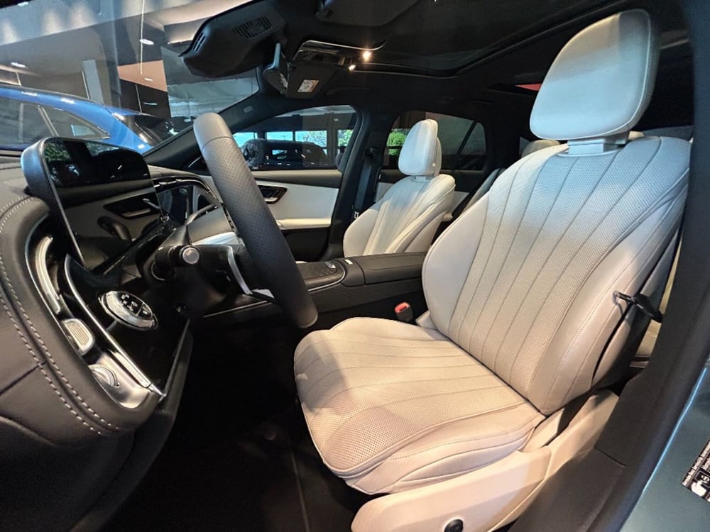 Mercedes-Benz Classe E Station Wagon nuova a Siena (12)