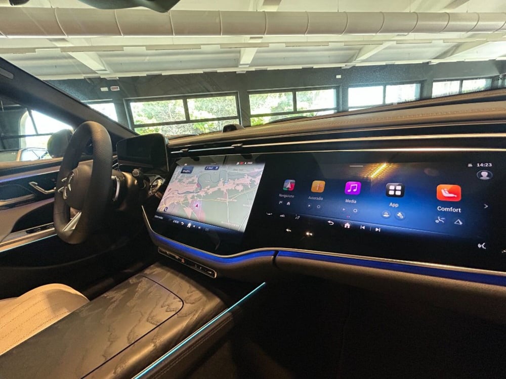 Mercedes-Benz Classe E Station Wagon nuova a Siena (19)
