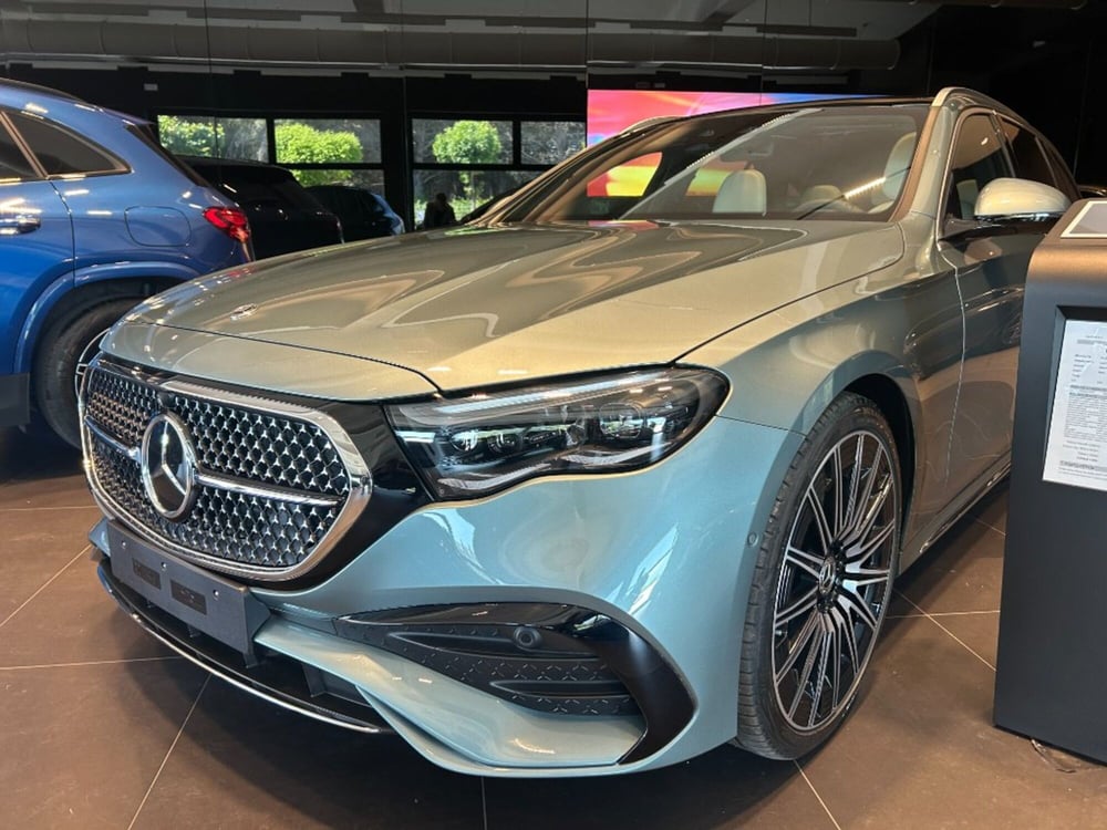 Mercedes-Benz Classe E Station Wagon nuova a Siena (8)