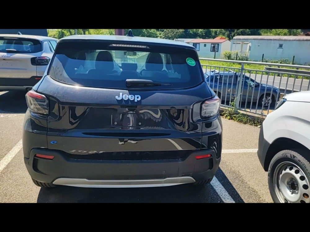 Jeep Avenger nuova a Siena (7)