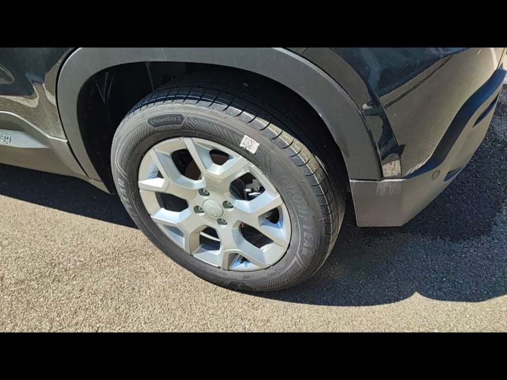 Jeep Avenger nuova a Siena (9)