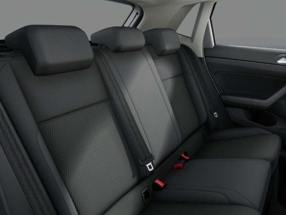 Volkswagen Polo nuova a Livorno (10)
