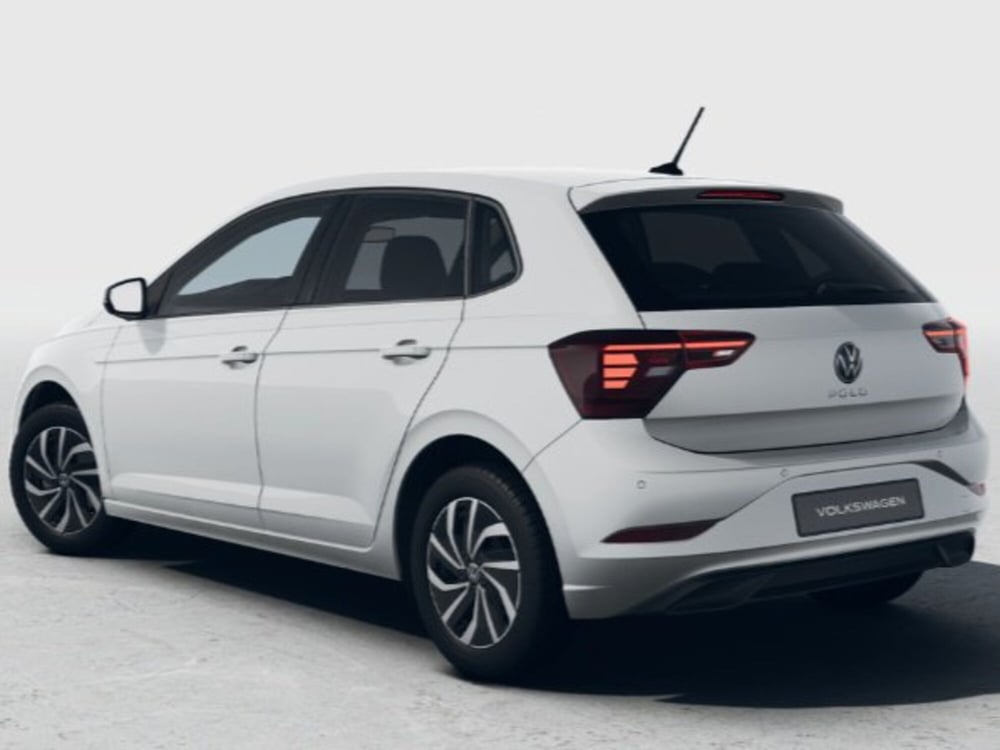 Volkswagen Polo nuova a Livorno (3)