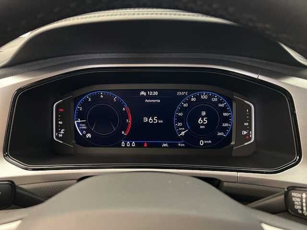 Volkswagen T-Roc nuova a Forlì-Cesena (16)