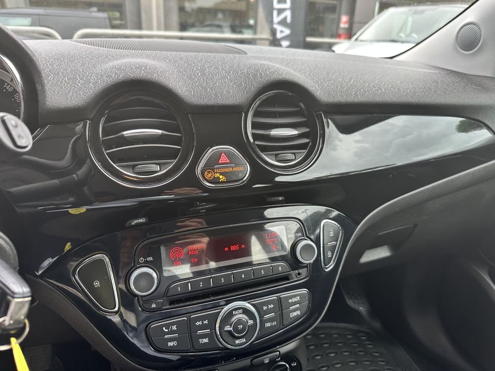 Opel Adam usata a Latina (16)