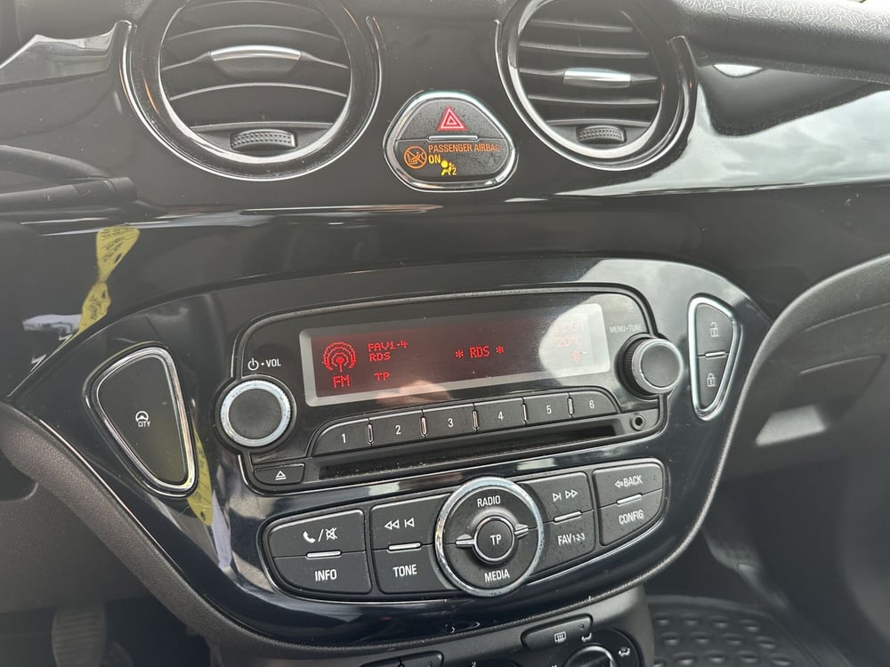 Opel Adam usata a Latina (17)