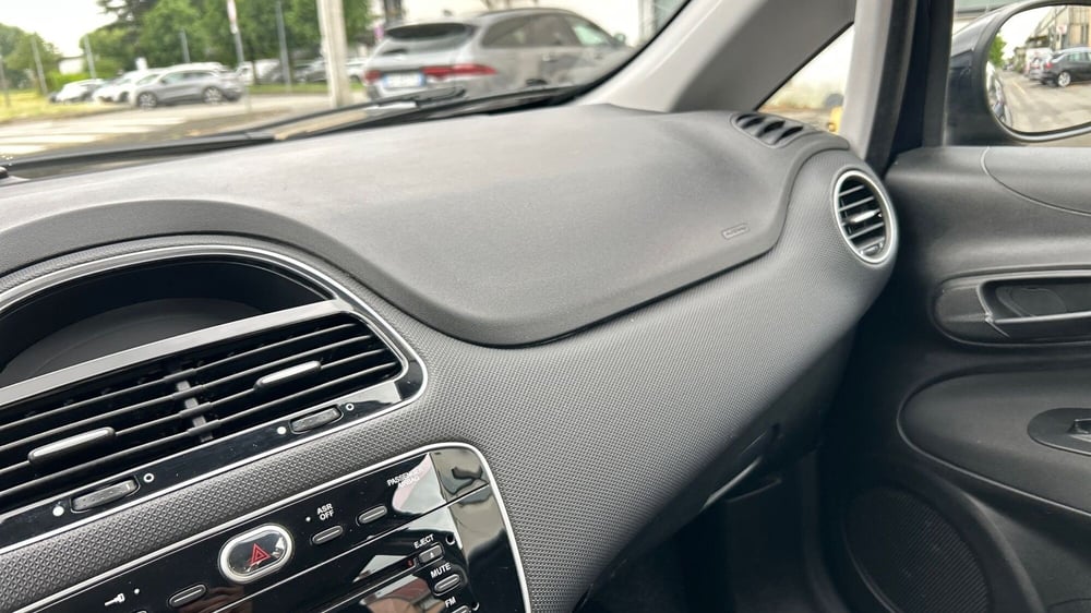 Fiat Punto usata a Parma (16)
