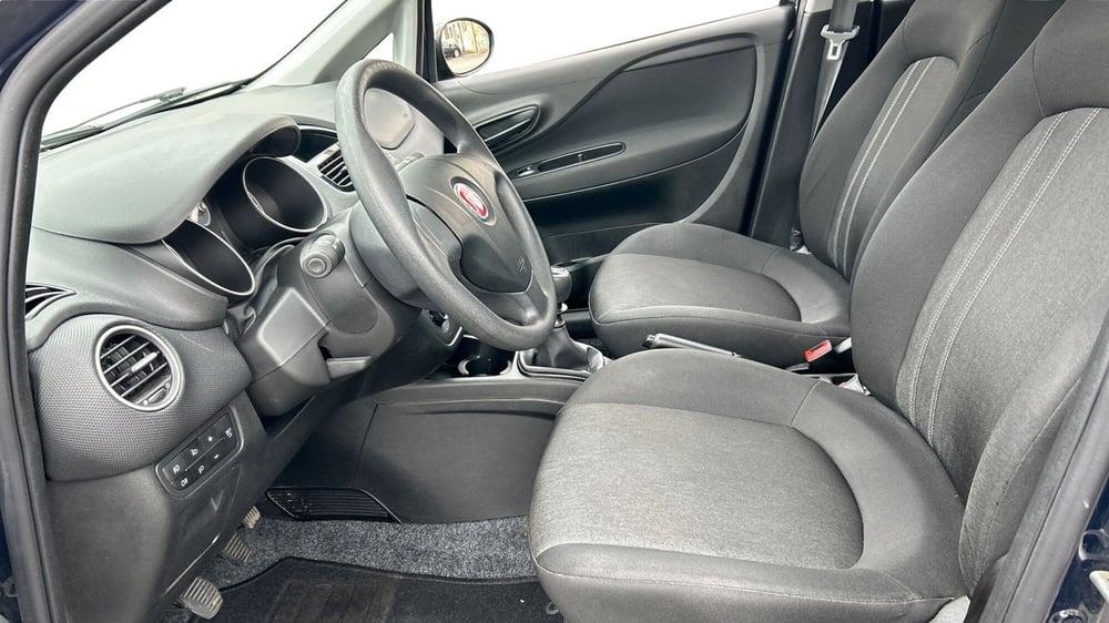 Fiat Punto usata a Parma (7)