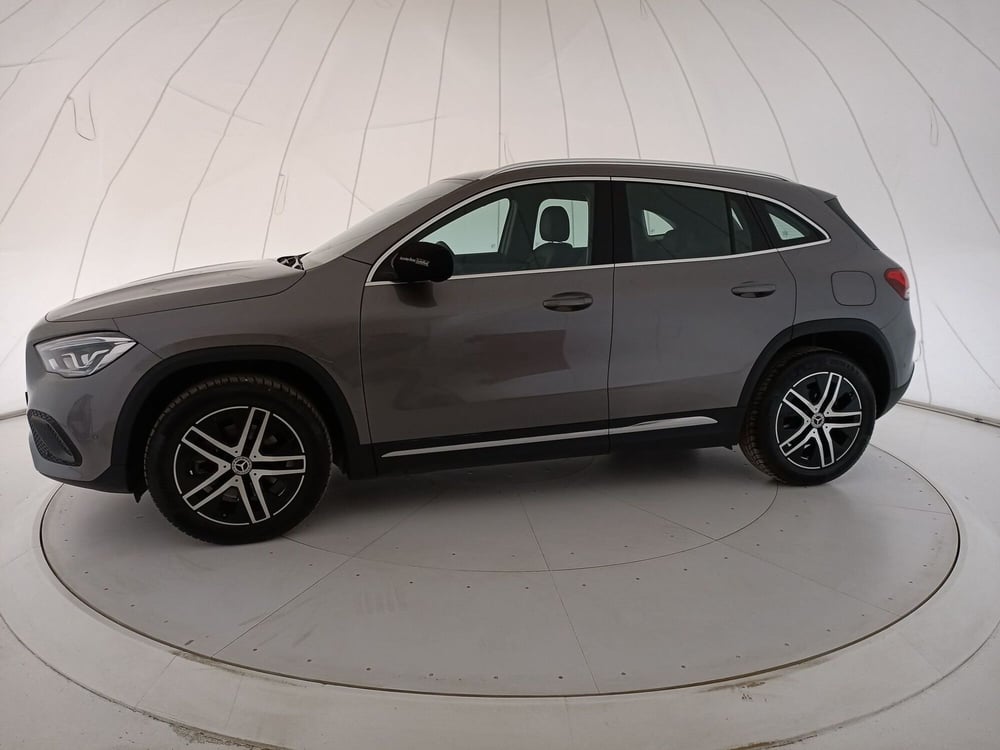 Mercedes-Benz GLA SUV usata a Bari (2)