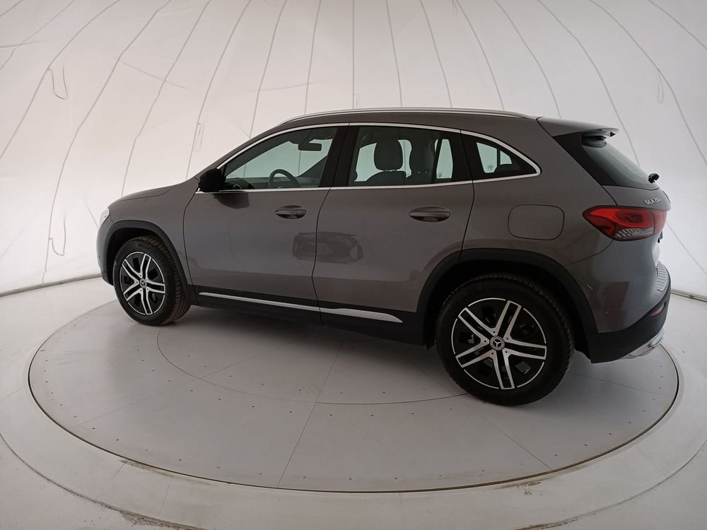 Mercedes-Benz GLA SUV usata a Bari (3)