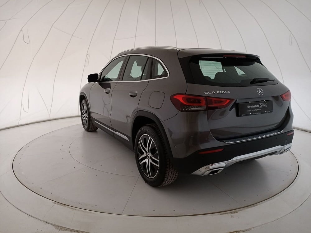 Mercedes-Benz GLA SUV usata a Bari (4)