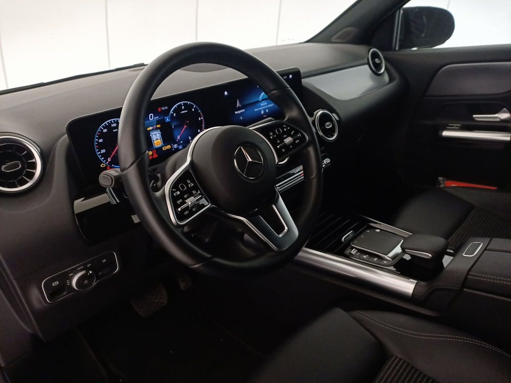 Mercedes-Benz GLA SUV usata a Bari (5)