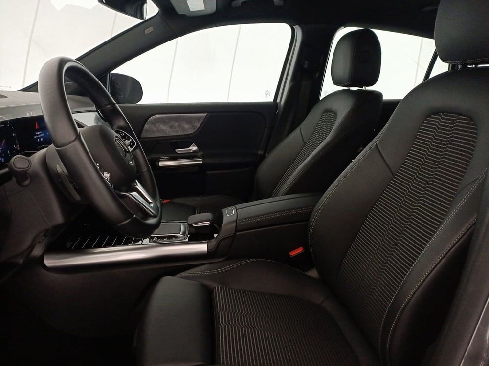 Mercedes-Benz GLA SUV usata a Bari (6)