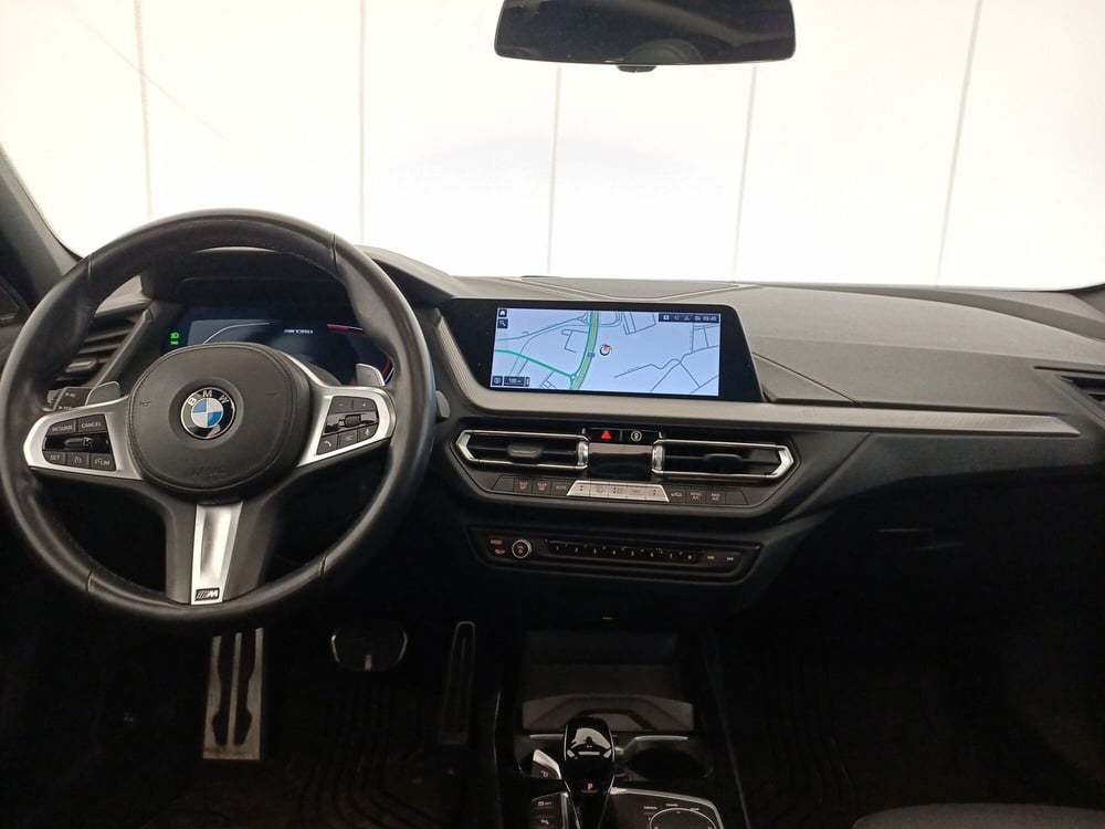 BMW Serie 1 usata a Bari (9)