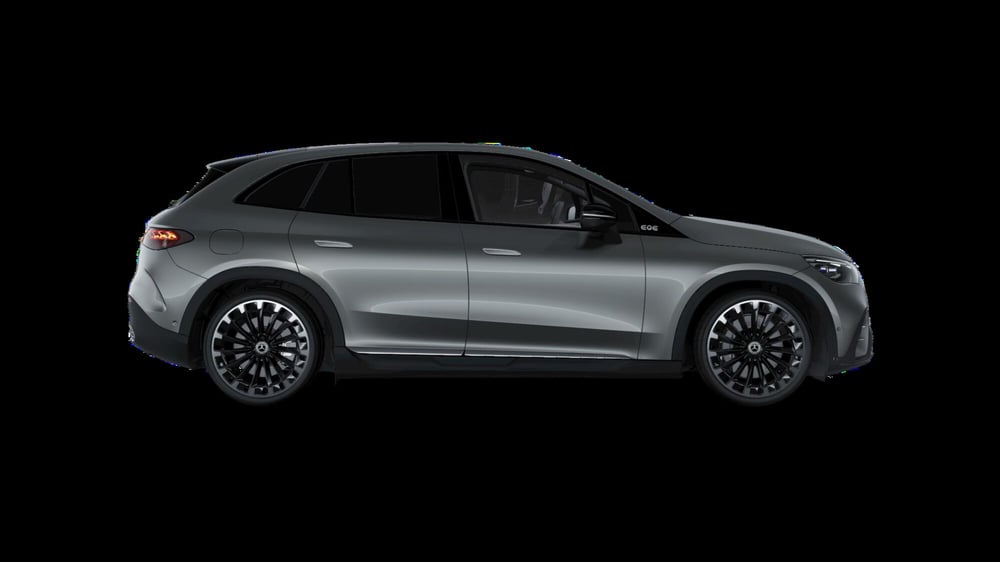 Mercedes-Benz EQE nuova a Milano (2)