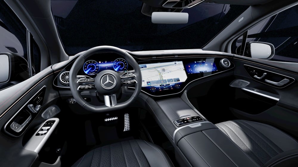 Mercedes-Benz EQE nuova a Milano (8)