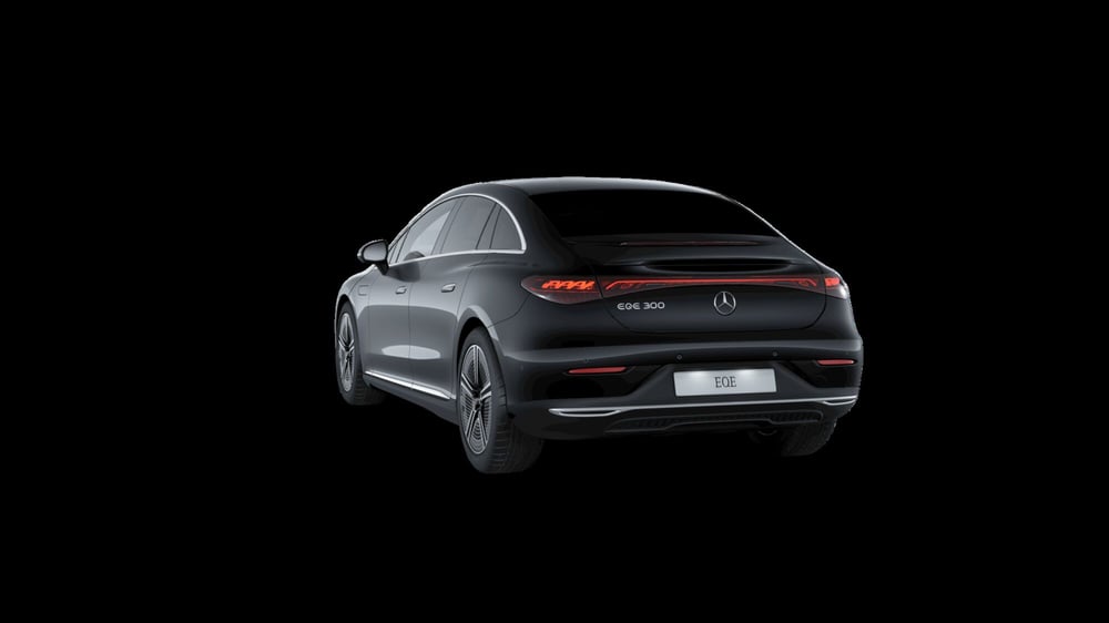 Mercedes-Benz EQE nuova a Milano (3)