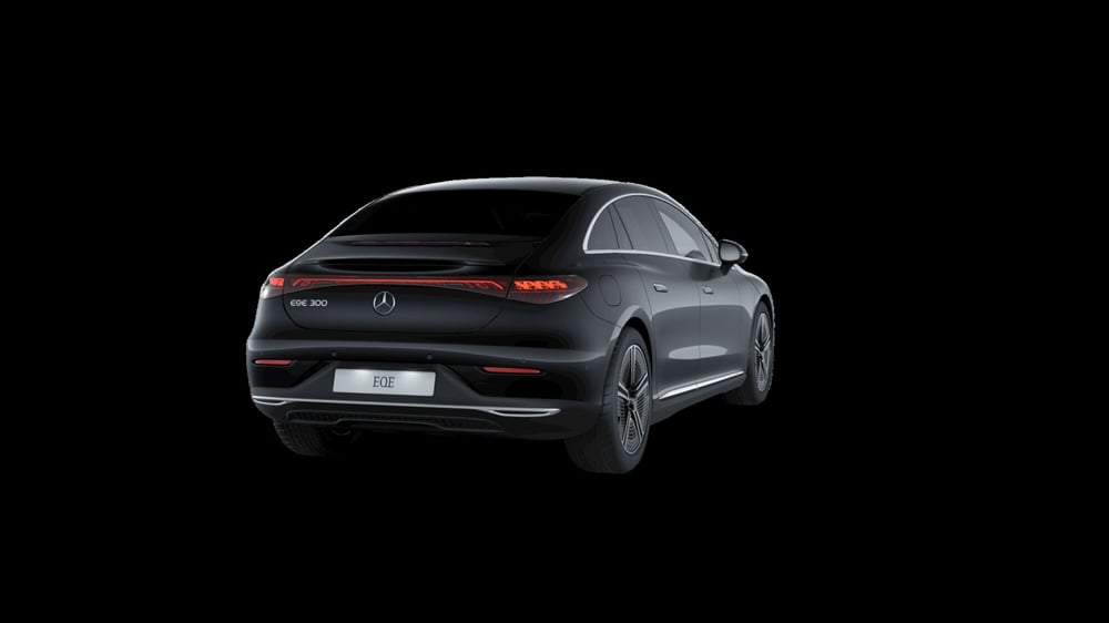 Mercedes-Benz EQE nuova a Milano (4)