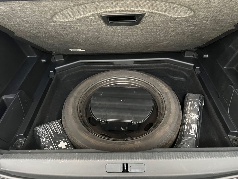 Peugeot 3008 usata a Bari (12)