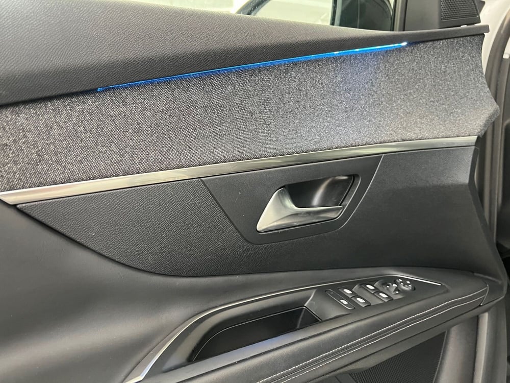 Peugeot 3008 usata a Bari (13)