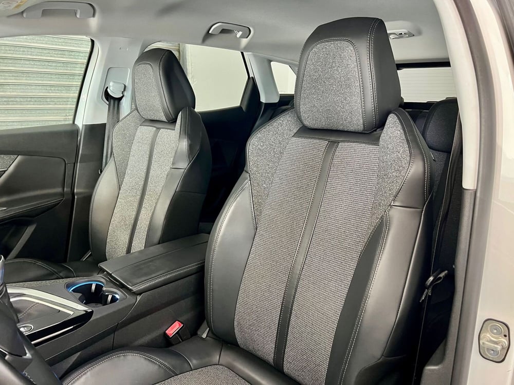 Peugeot 3008 usata a Bari (16)