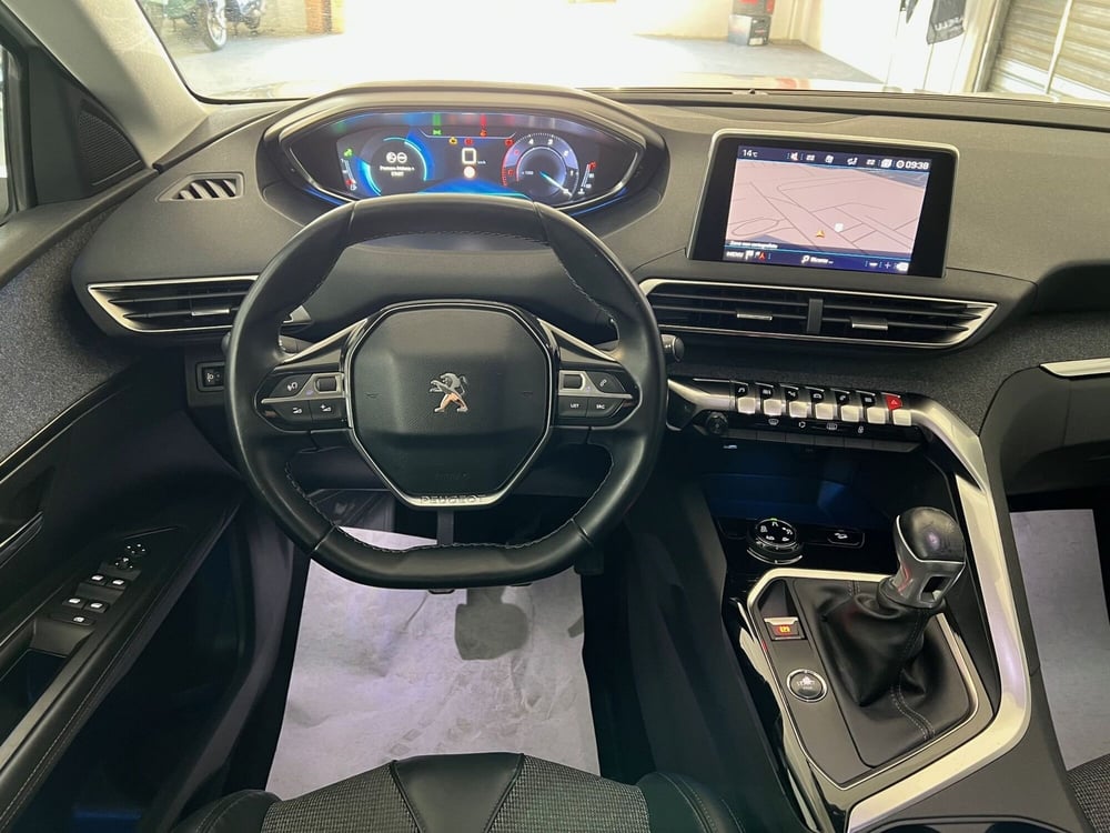 Peugeot 3008 usata a Bari (20)