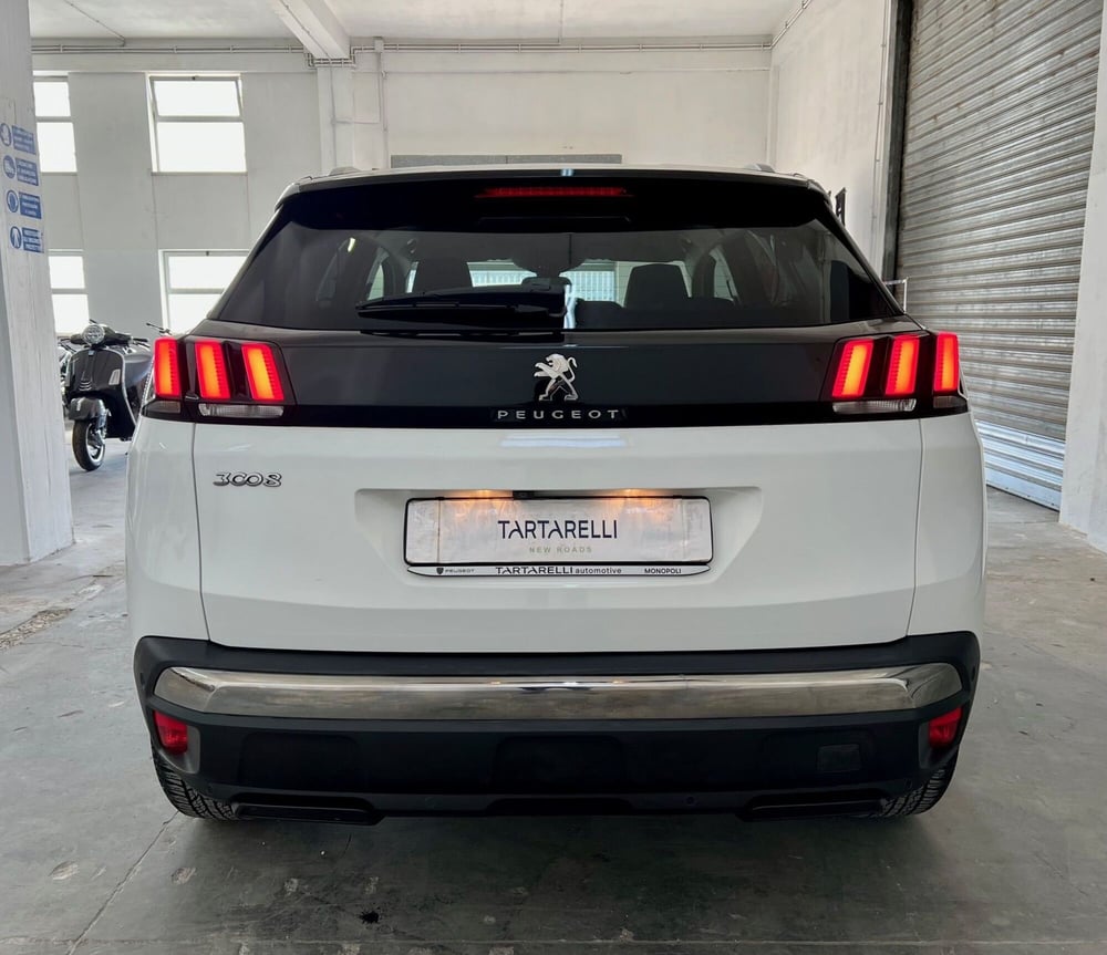 Peugeot 3008 usata a Bari (8)