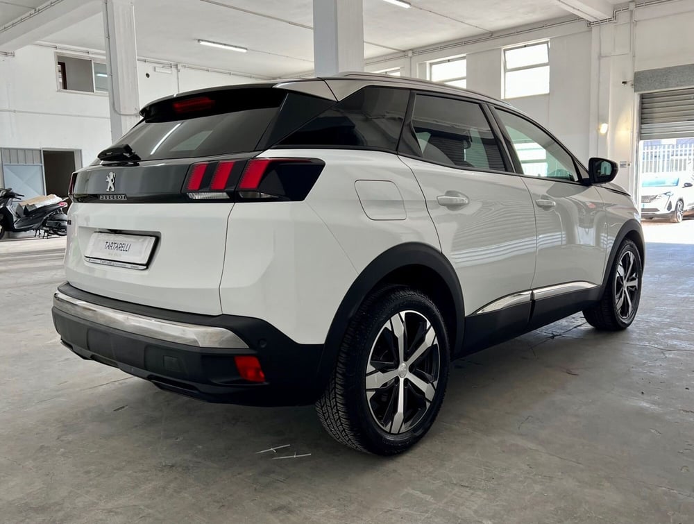 Peugeot 3008 usata a Bari (9)