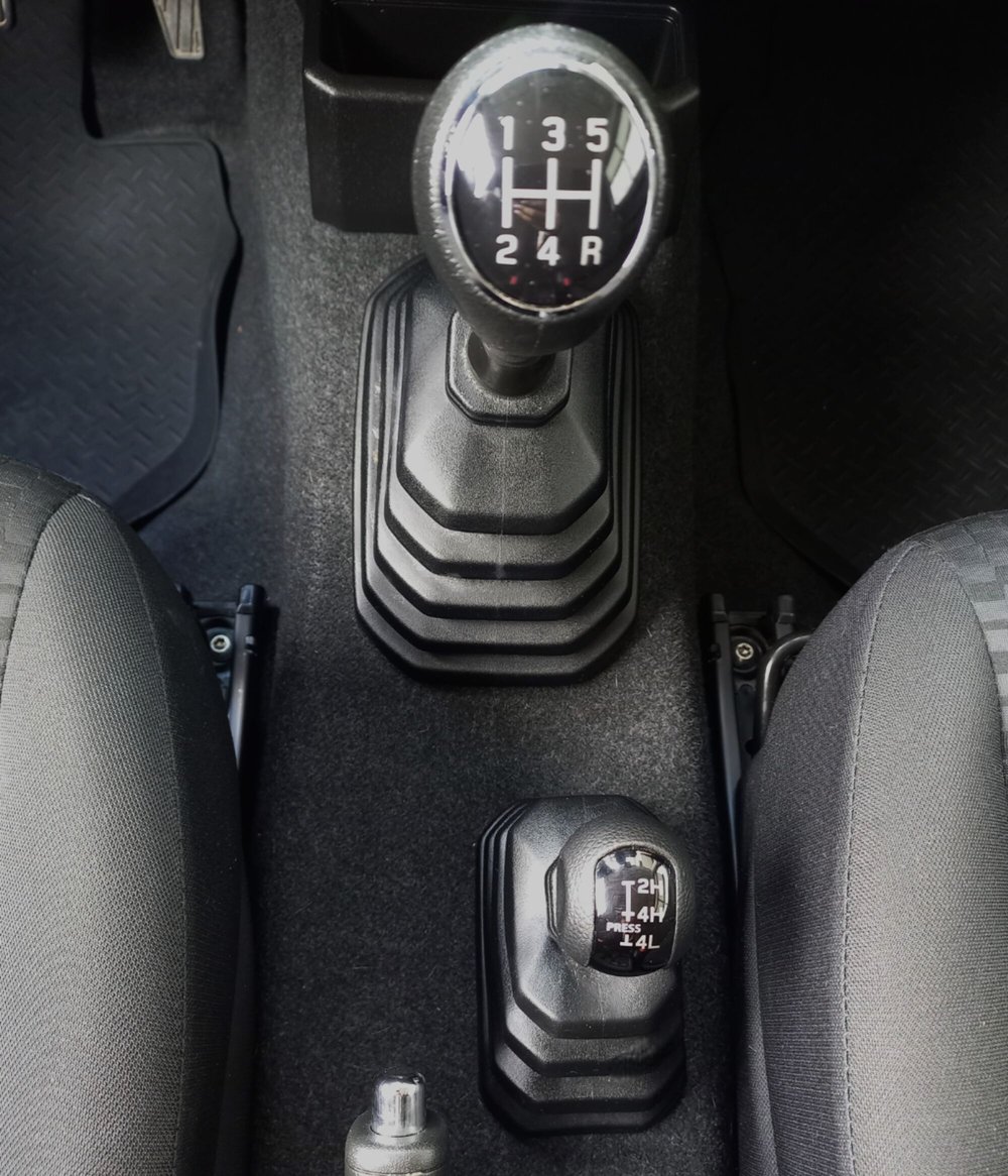 Suzuki Jimny usata a Milano (10)
