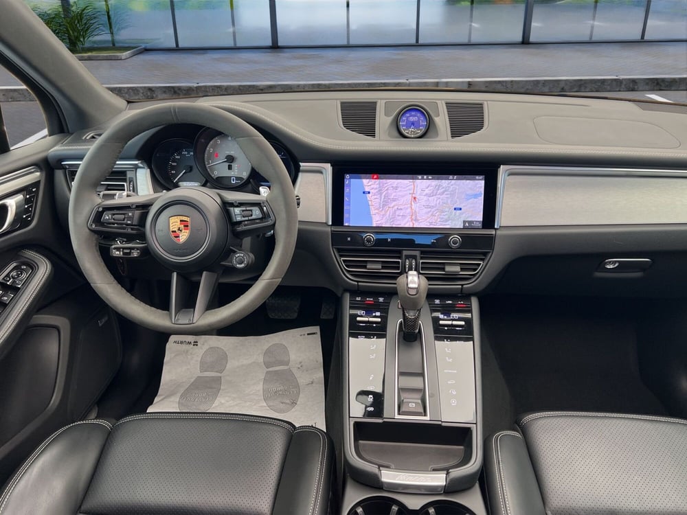 Porsche Macan usata a Cosenza (14)