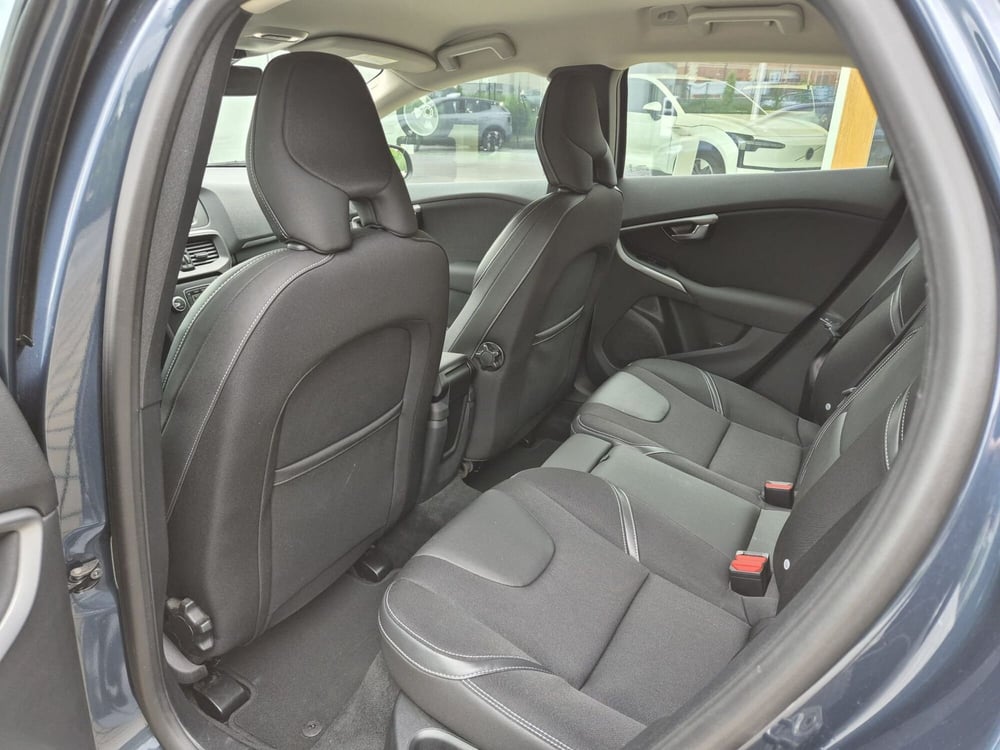 Volvo V40 usata a Como (8)