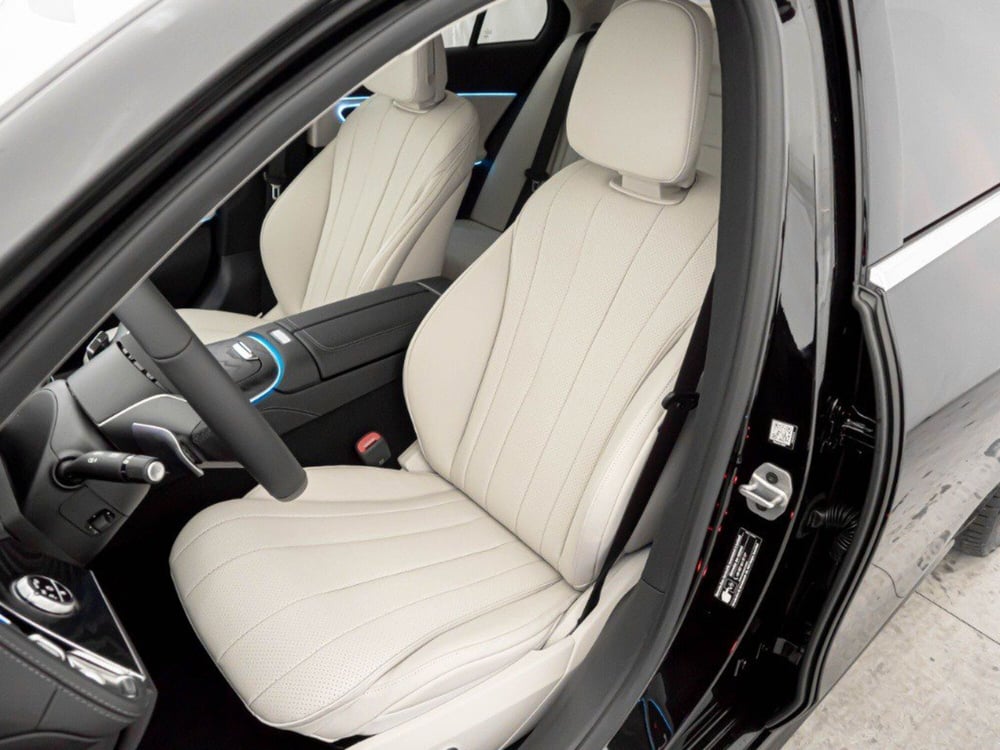 Mercedes-Benz Classe E nuova a Macerata (10)