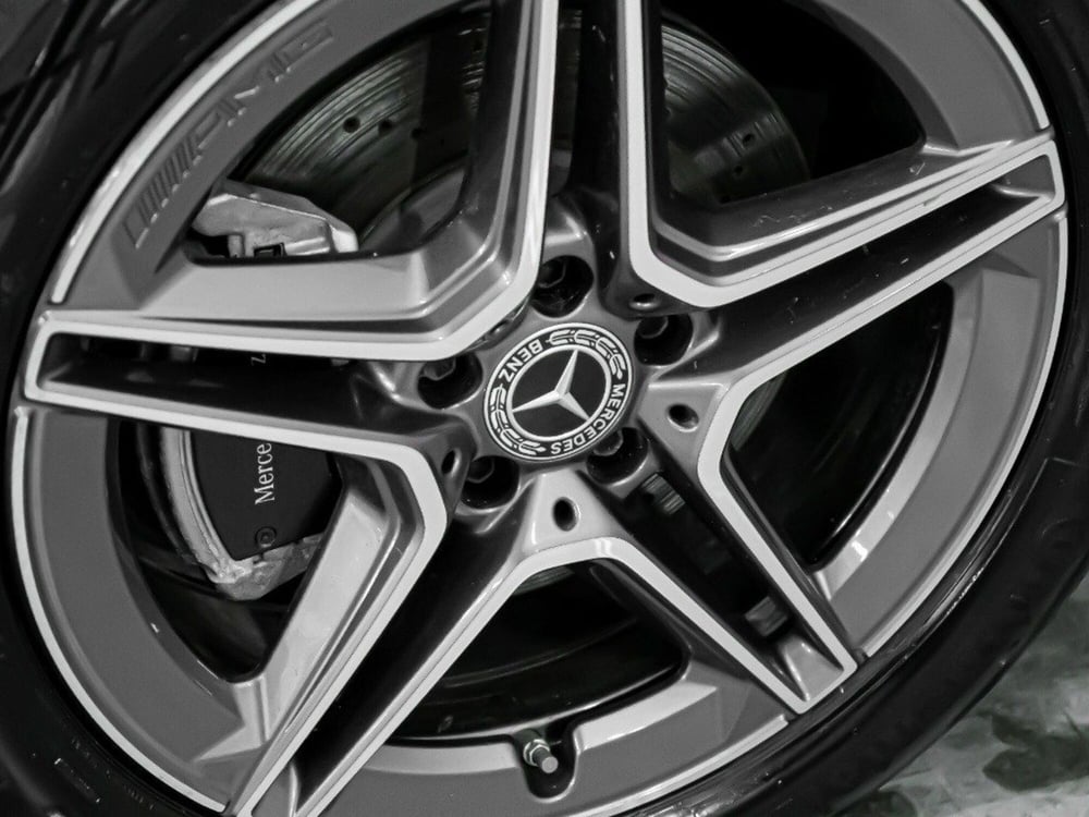 Mercedes-Benz GLA SUV nuova a Macerata (5)