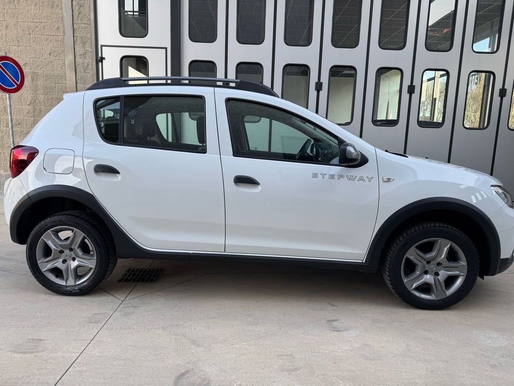 Dacia Sandero usata a Torino (3)