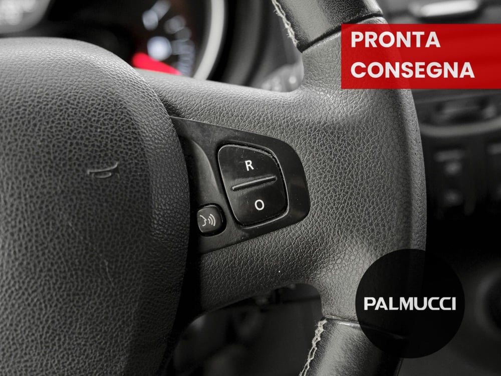 Renault Trafic Furgone usata a Prato (17)
