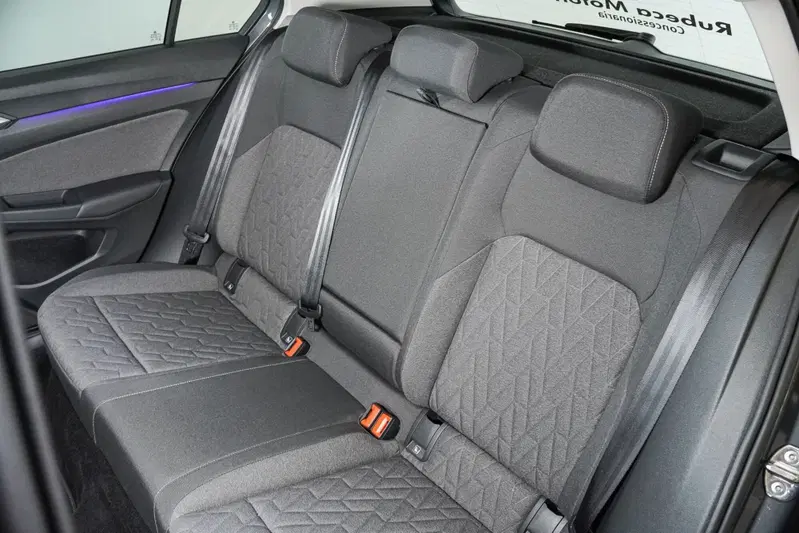 Volkswagen Golf usata a Perugia (9)