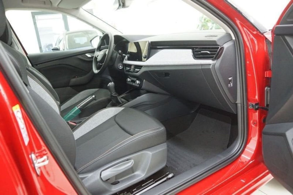 Skoda Kamiq nuova a Torino (8)