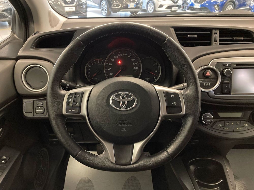 Toyota Yaris usata a Brescia (11)