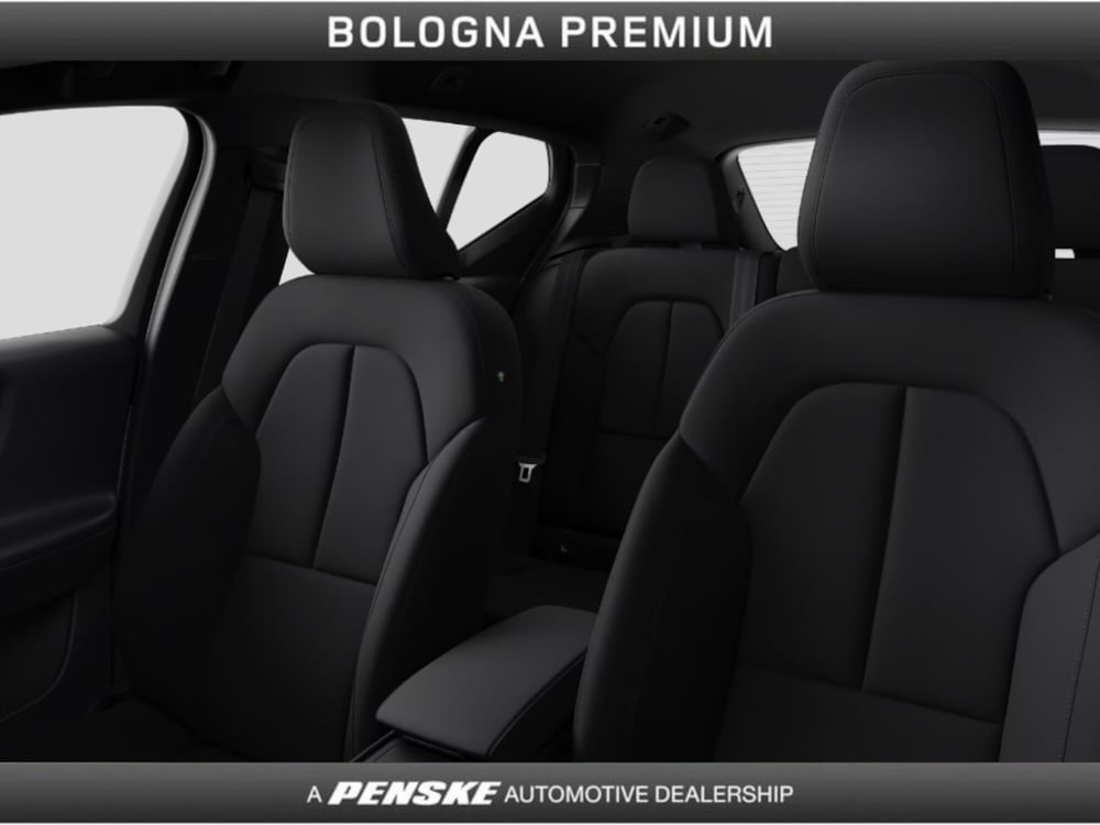 Volvo EX40 nuova a Bologna (4)