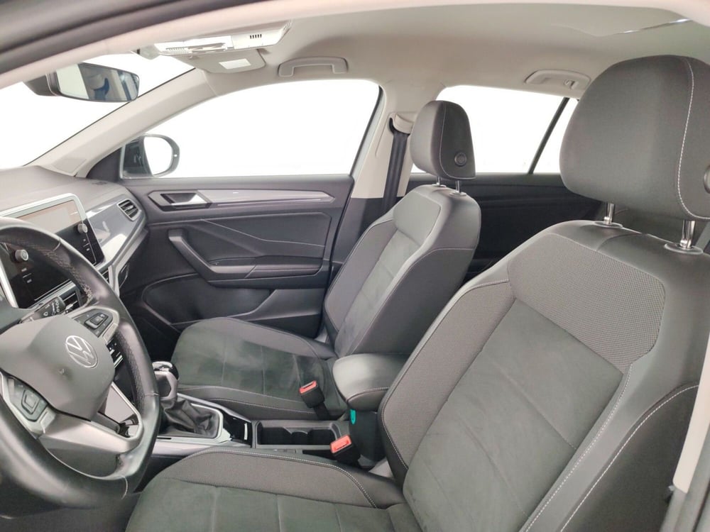 Volkswagen T-Roc usata a Massa-Carrara (9)