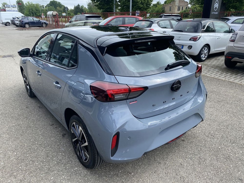Opel Corsa nuova a Modena (16)