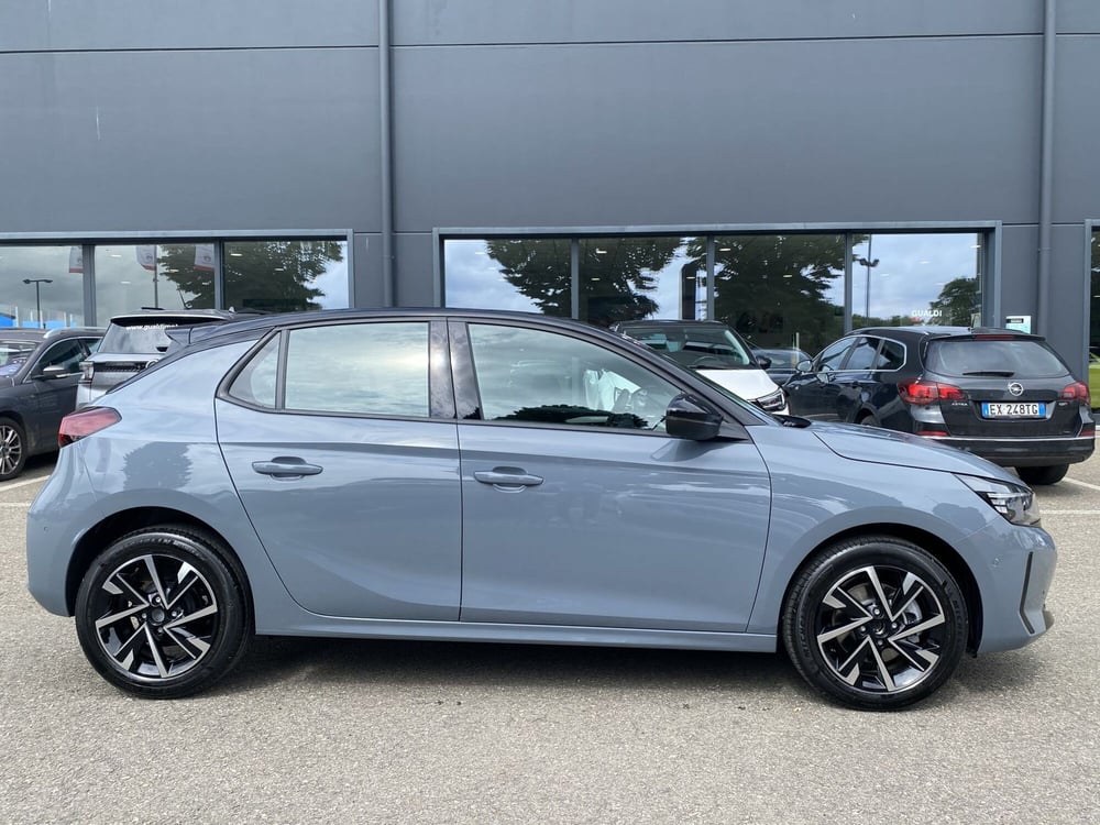 Opel Corsa nuova a Modena (5)