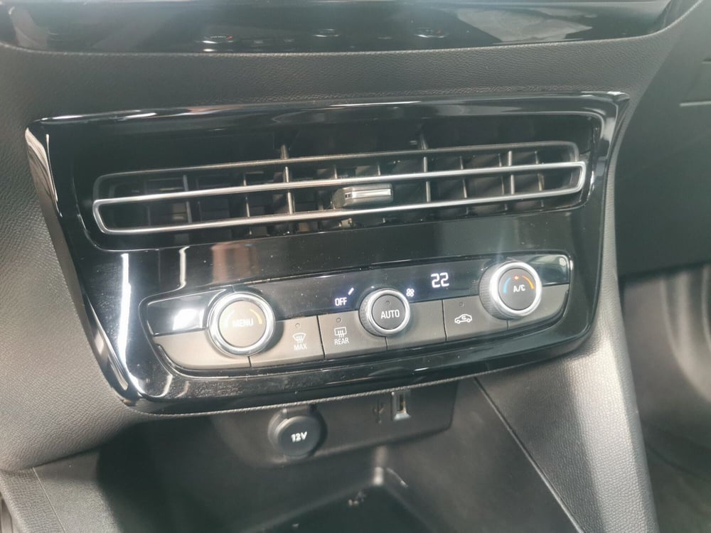 Opel Mokka usata a Taranto (16)