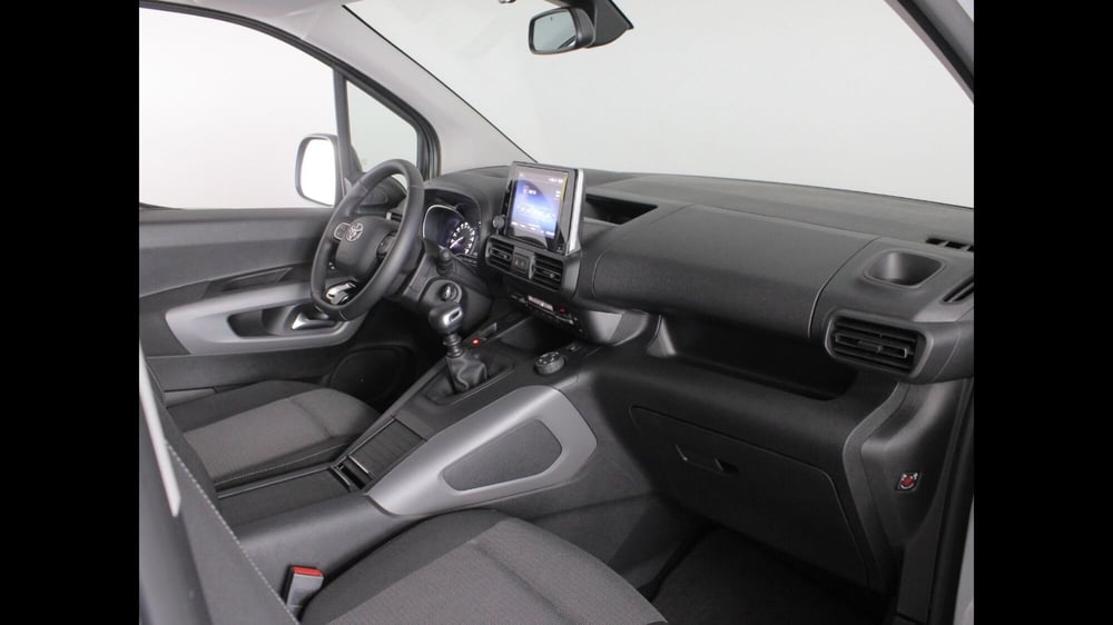 Toyota Proace City Verso usata a Palermo (11)