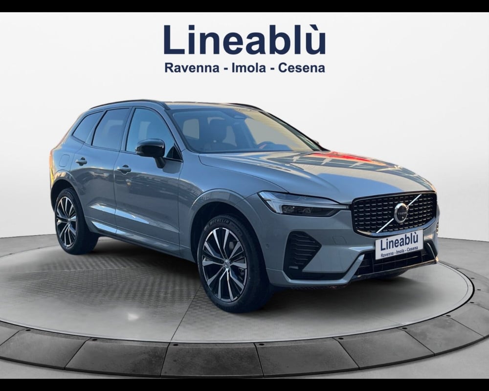Volvo XC60 nuova a Bologna