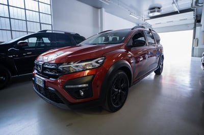 Dacia Jogger 1.0 tce Extreme UP 110cv 7p.ti del 2022 usata a Torino