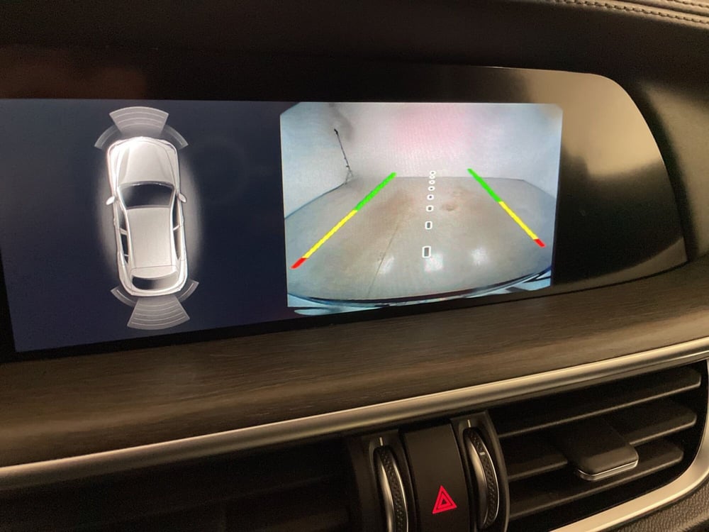 Alfa Romeo Stelvio usata a Varese (12)
