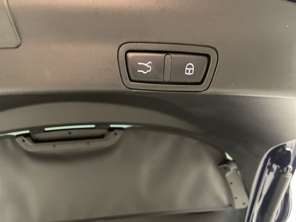 Alfa Romeo Stelvio usata a Varese (13)